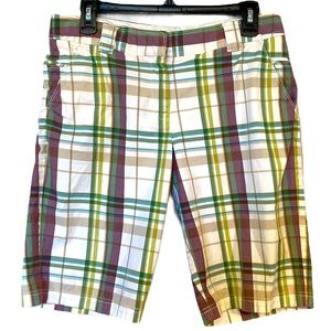 Tommy Bahama plaid shorts size 32.